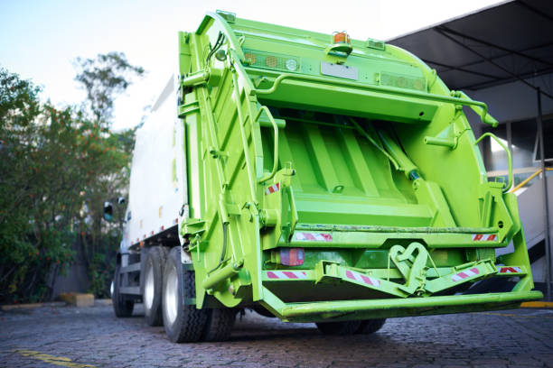 Best Construction Debris Removal  in Effingham, IL